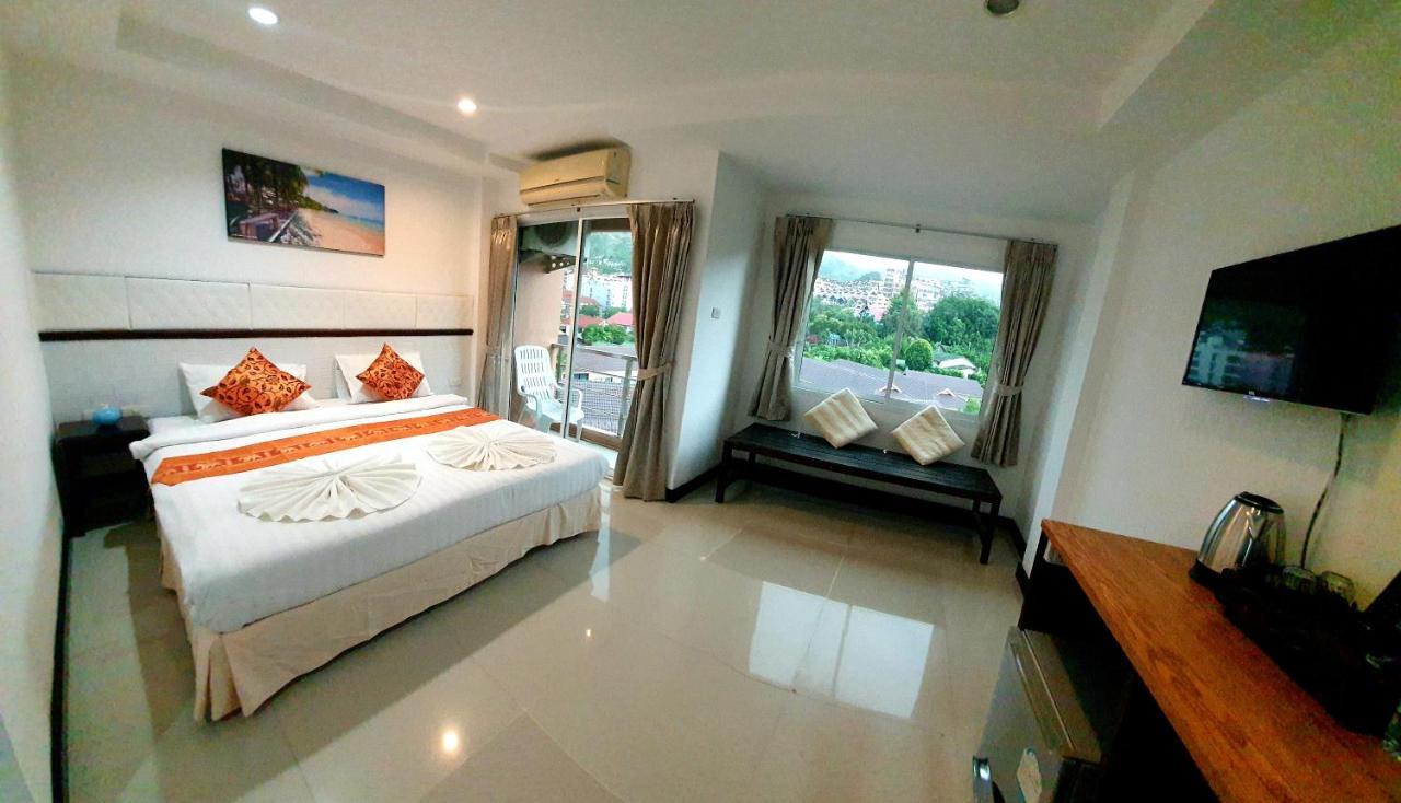At Home Hotel Patong Екстериор снимка