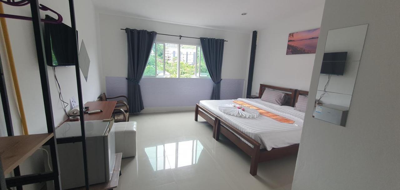 At Home Hotel Patong Екстериор снимка