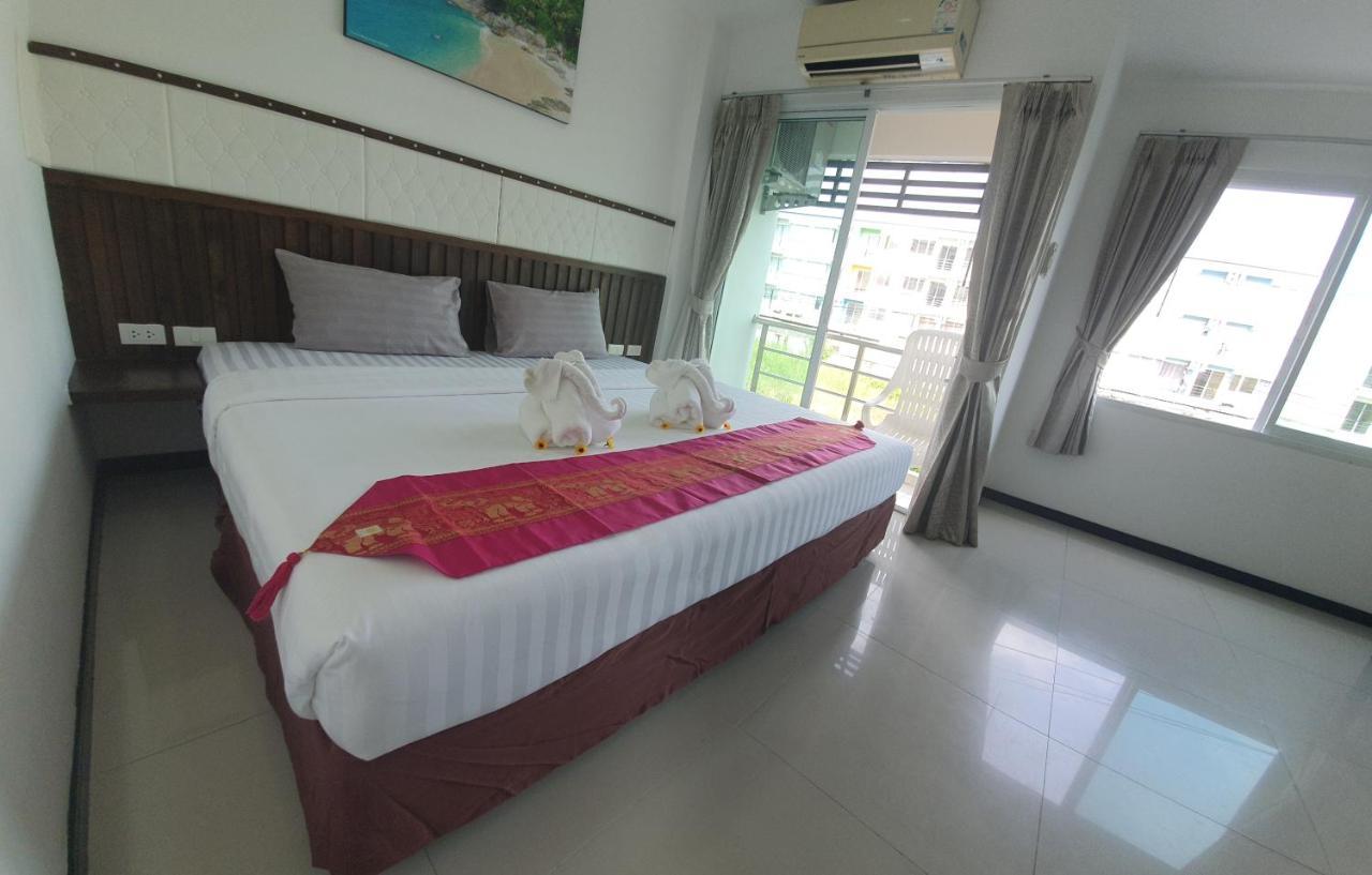 At Home Hotel Patong Екстериор снимка
